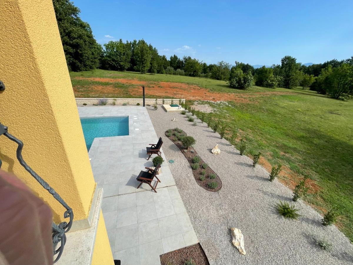 Villa Berto Nedescina Exterior photo